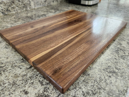 Hardwood Cutting Board - Walnut - 15 3/8" x 11 1/2"
