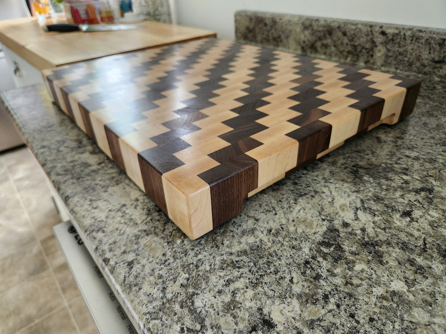 End Grain Butcher Block - Walnut and Maple - Large - 18" x 14 1/2" x 2"