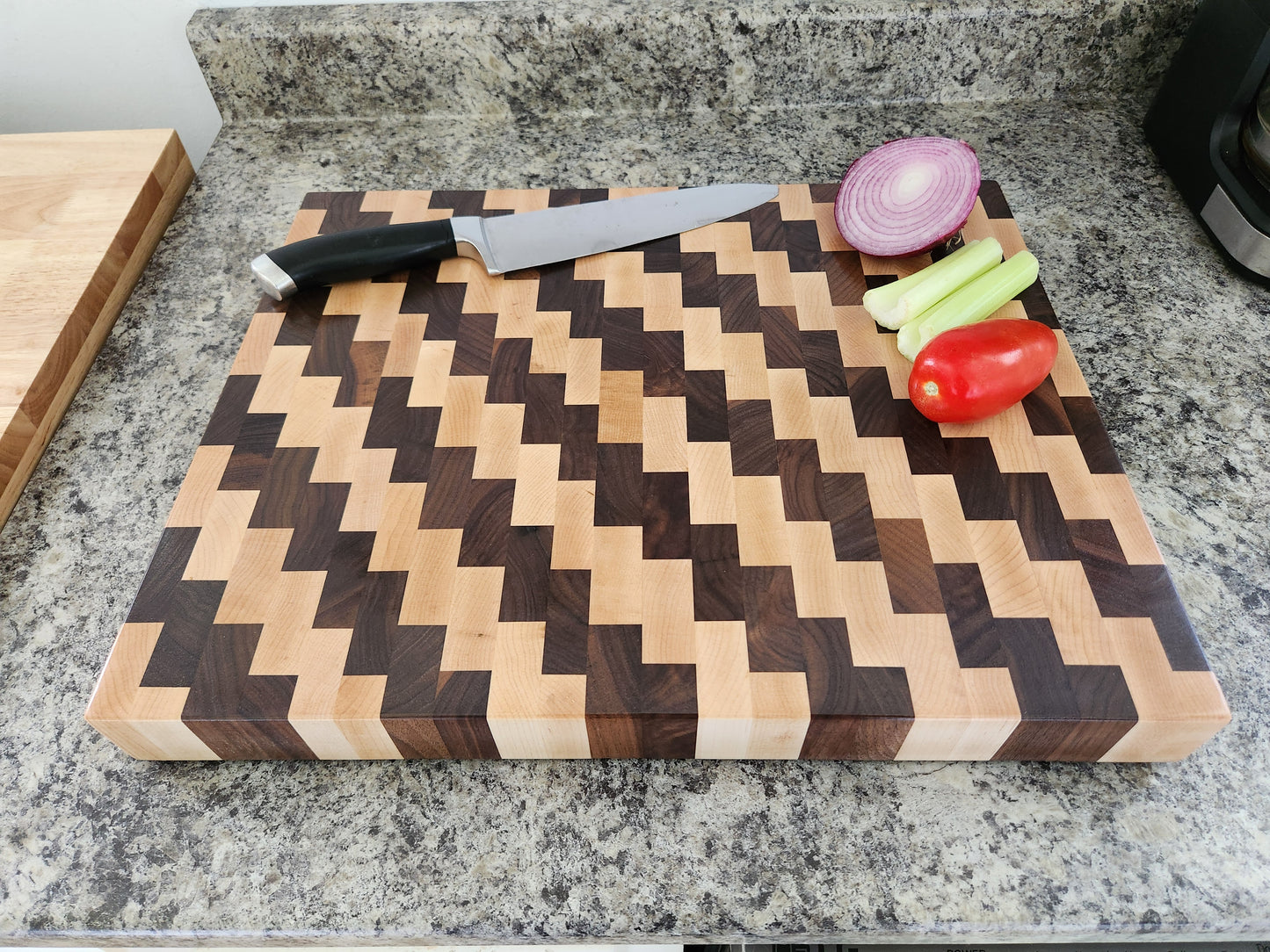 End Grain Butcher Block - Walnut and Maple - Large - 18" x 14 1/2" x 2"